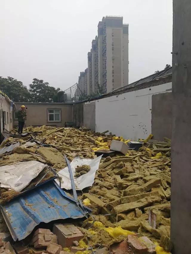 北京南站四月至今拆除违法建设1100余平方米(图3)