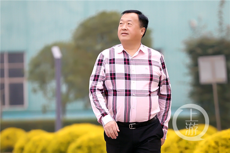 重庆彩钢钢结构 
天时、地利、人和……李兴华归结的好机遇(图9)