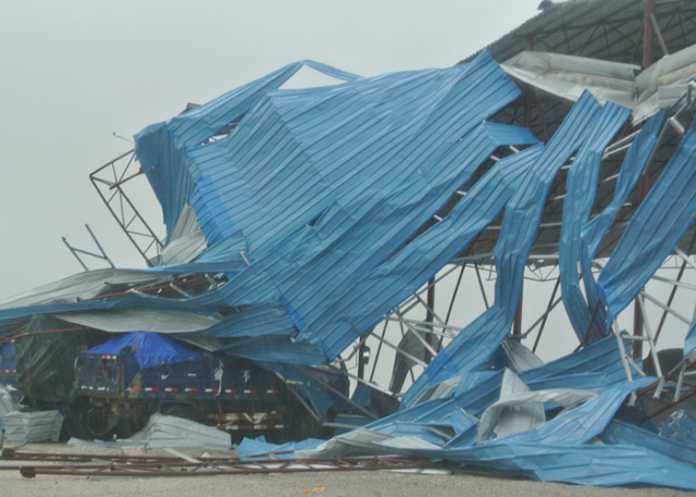 重庆市区供电公司:预计24点左右所有受损线路全部恢复供电(图2)