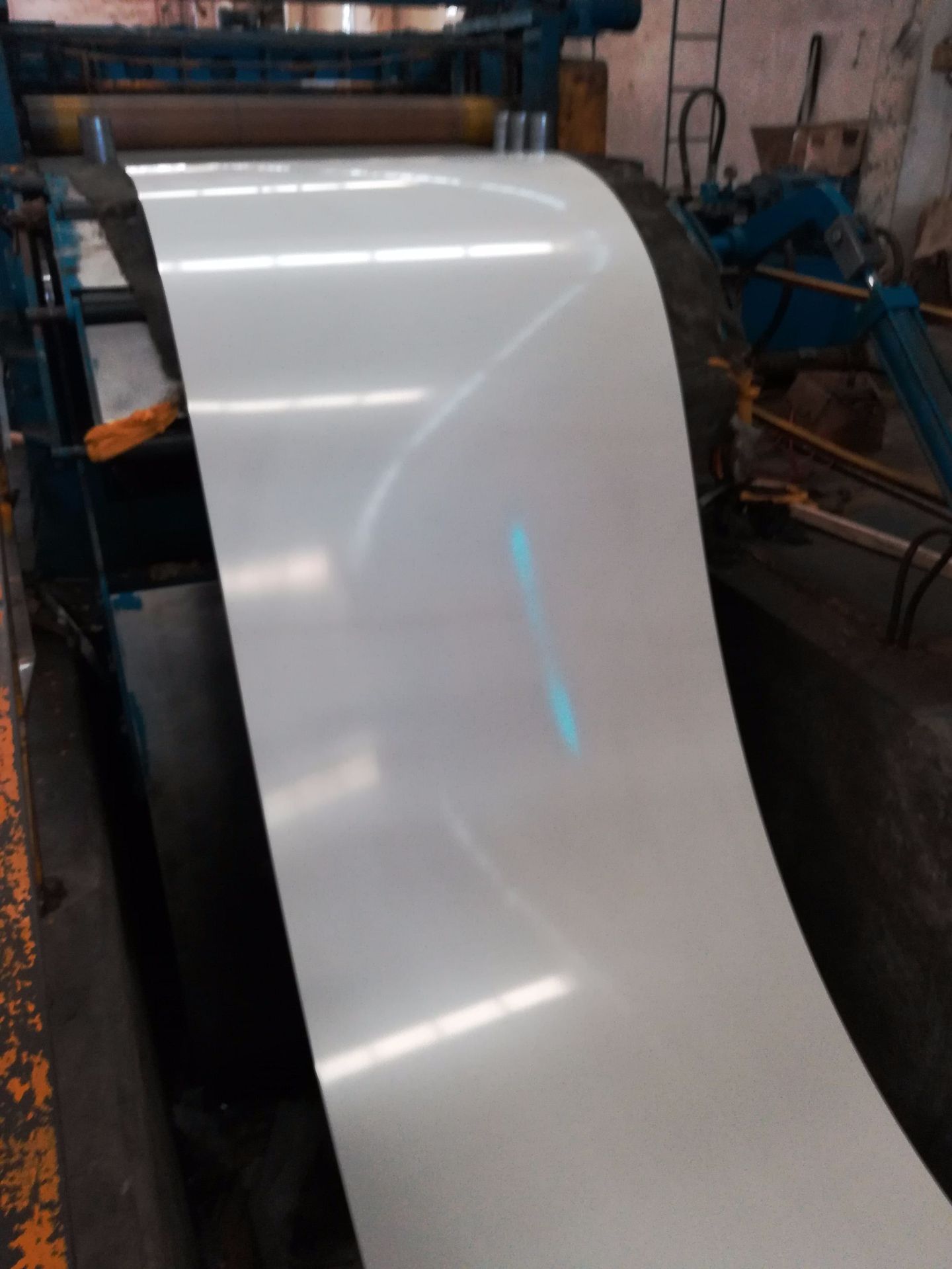 山东欧宸板业有限公司无麻点不漏涂加工方便等优点
(图3)