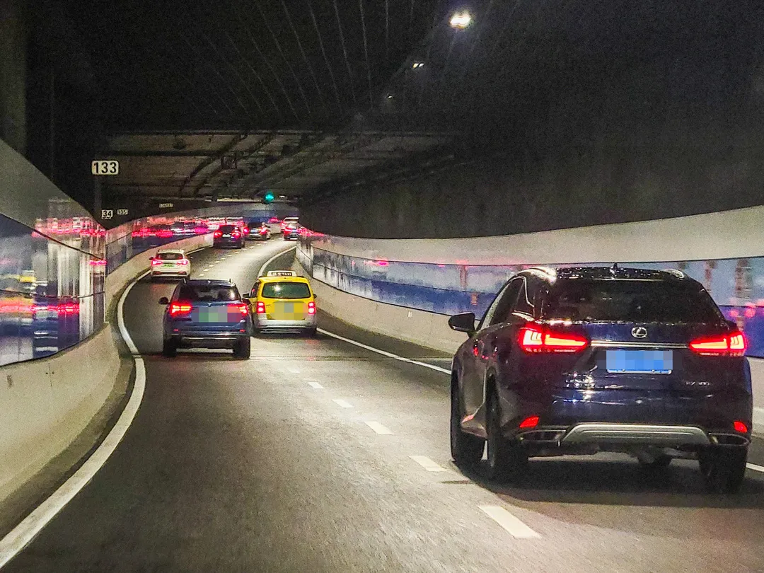 新民晚报夏令热线如约至百姓“出新题”各方解烦忧(图10)