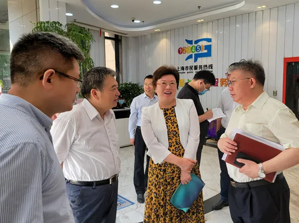 新民晚报夏令热线如约至百姓“出新题”各方解烦忧(图3)