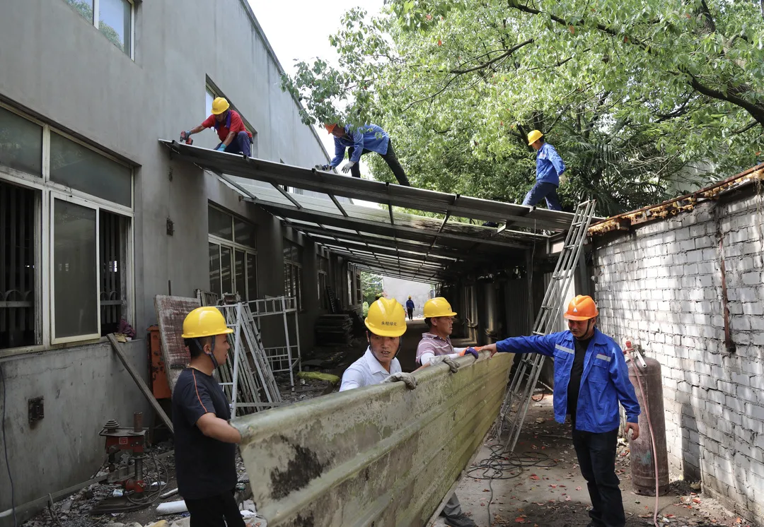 新民晚报夏令热线如约至百姓“出新题”各方解烦忧(图20)