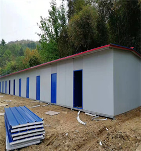 就是小编对活动板房如何延长其使用寿命以及注意事项的介绍

(图1)