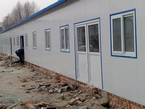 
彩钢活动房的安装方法及技术规范好处有很多的，北京彩钢钢结构(图2)