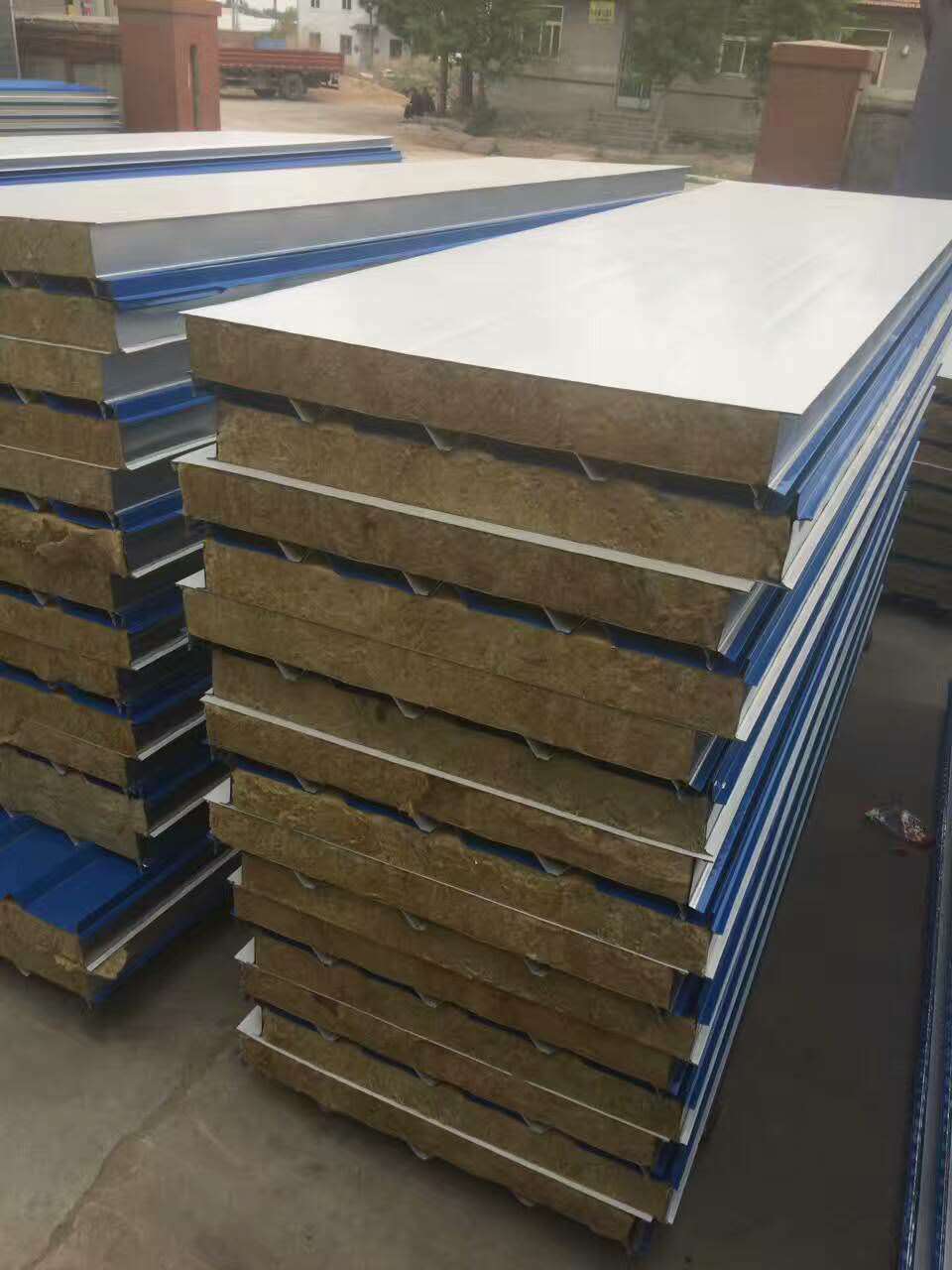 天津市同鑫顺达门窗有限公司门窗(图1)