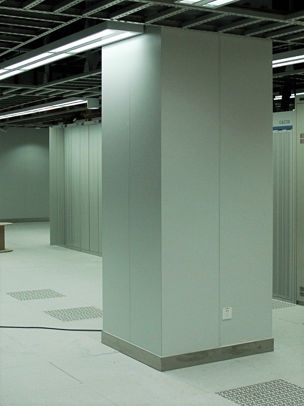 [大桥彩钢8579b68]二涂二烘型连续彩色涂层机组工艺流程机房彩钢板的特点及防火要求
(图1)