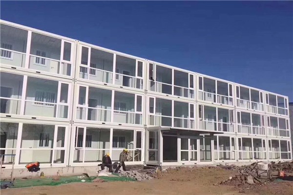 上海瑾缘钢结构工程房顶板采用瓦楞板材料,防火防电(图9)