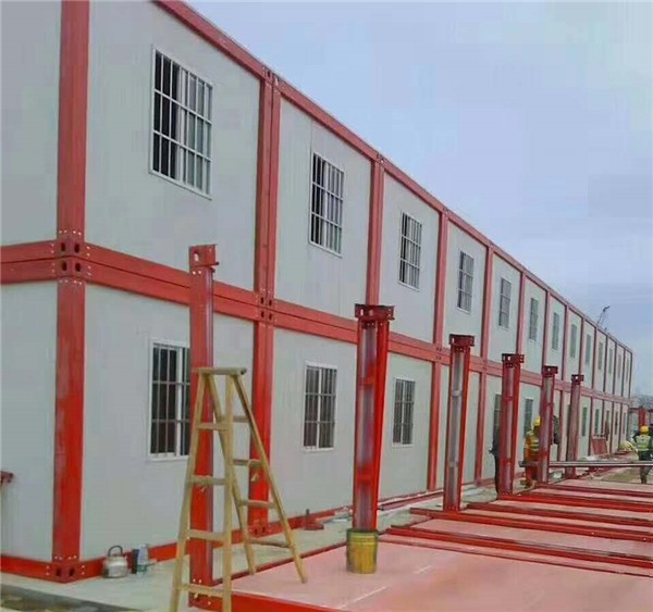 上海瑾缘钢结构工程房顶板采用瓦楞板材料,防火防电(图7)