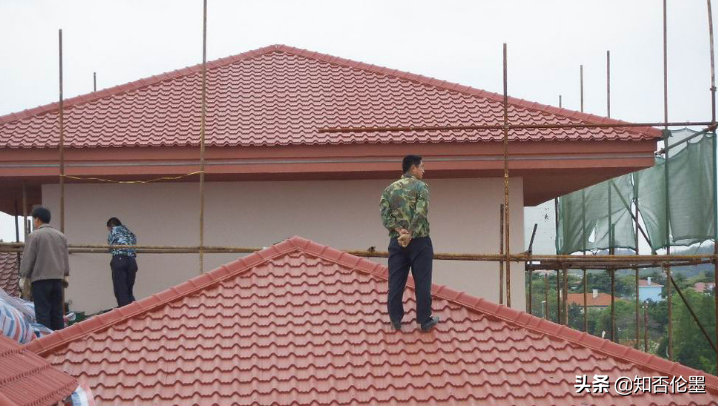 农村盖房子用琉璃瓦真的合适吗？有何利弊呢？(图6)