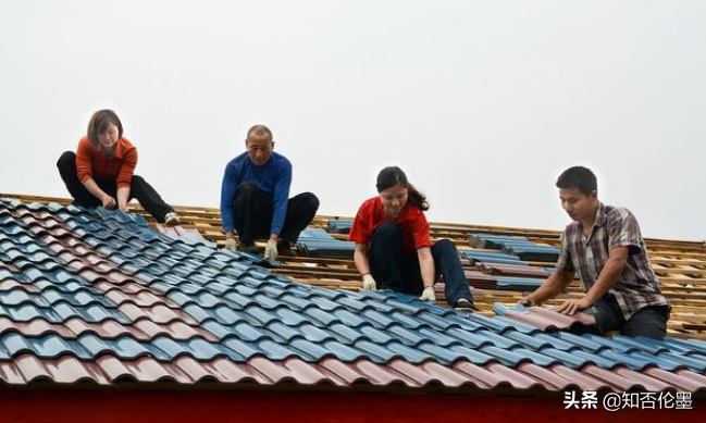 农村盖房子用琉璃瓦真的合适吗？有何利弊呢？(图10)