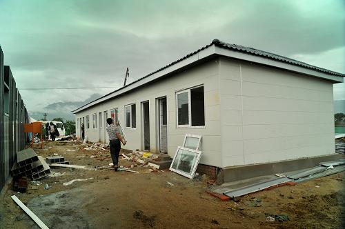 彩钢房设计 吉林省松原市地震灾区受灾群众得到“温暖安置”是挑战(图5)