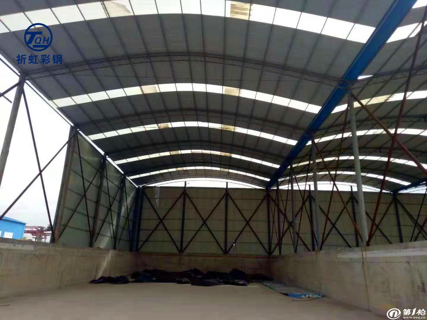 
钢结构特点祈虹彩钢房活动厂家从事钢结构制作及租售欢迎朋友们莅临我司(图2)