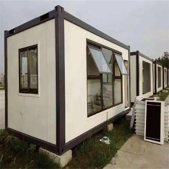 
上海长宁区夹芯板活动房搭建办公室建造，打包箱式房夹芯板(图2)