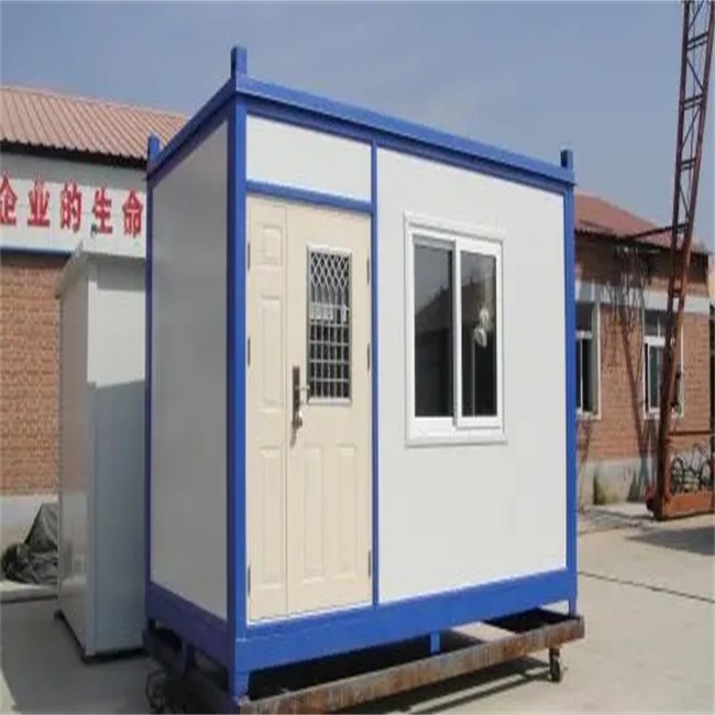 
上海长宁区夹芯板活动房搭建办公室建造，打包箱式房夹芯板(图3)