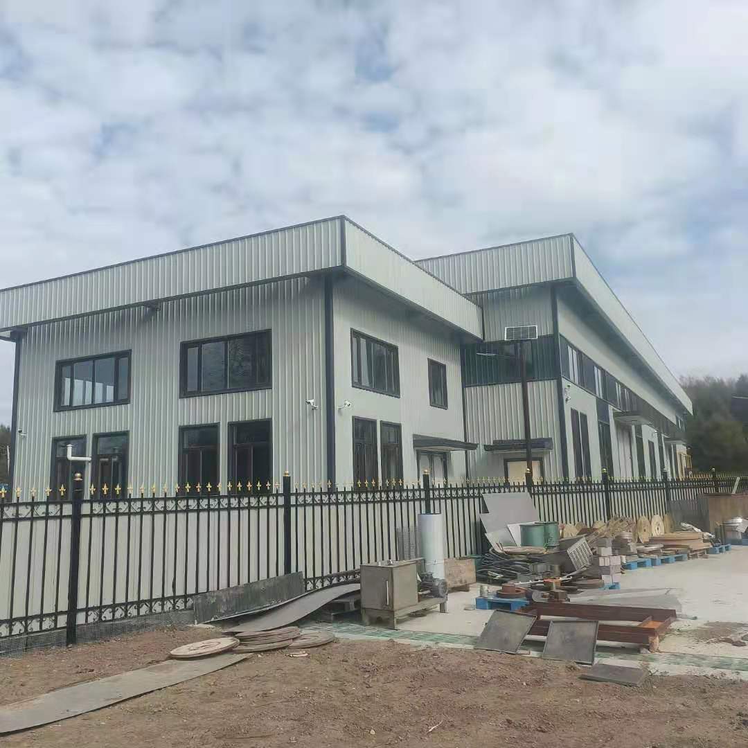 滁州彩钢板的主体构造都应当挑选什么样的材料？
(图1)