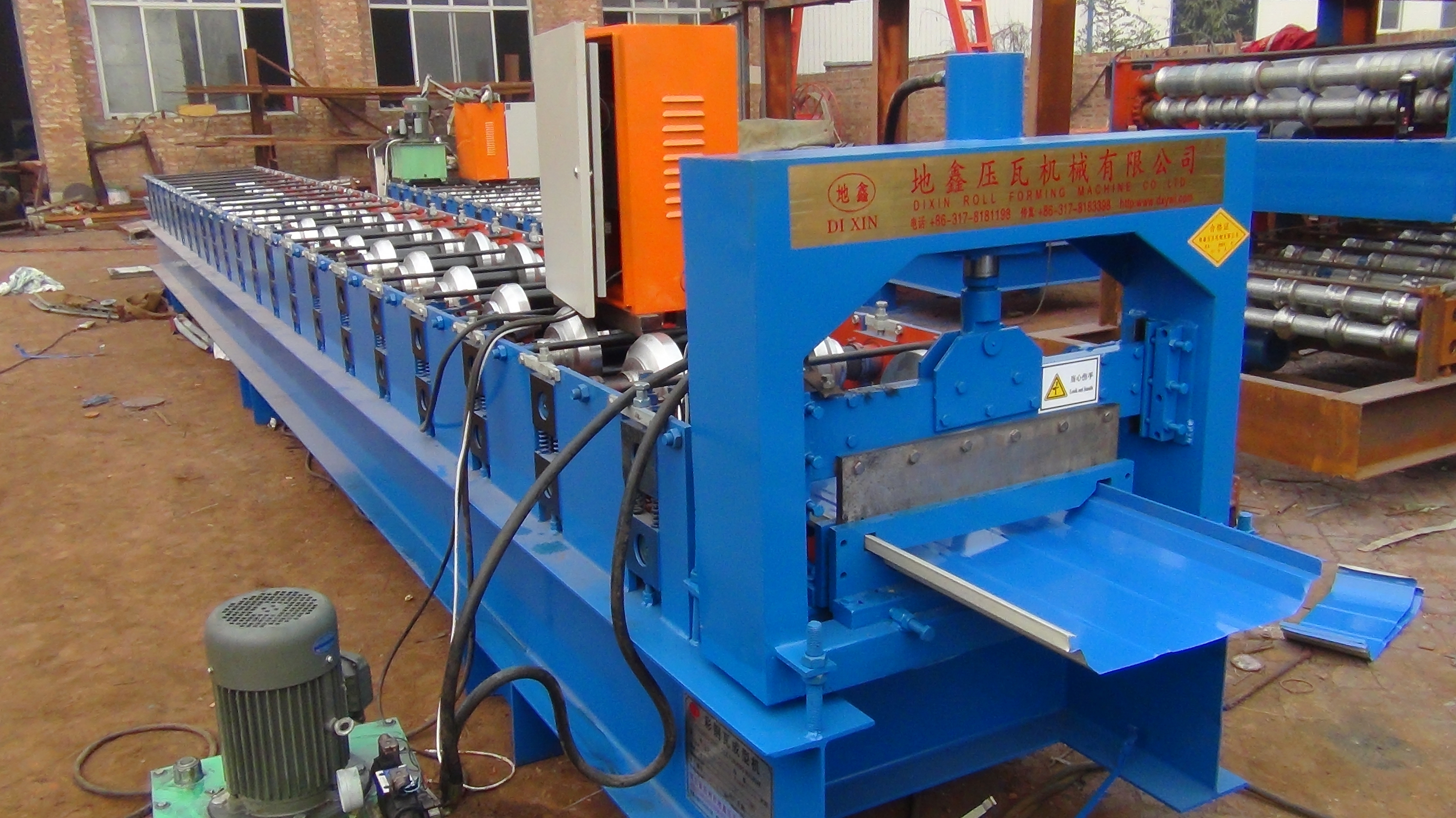 泊头市凯达经销处经销处运输方式，冷弯机械规格：定做凯达(图1)