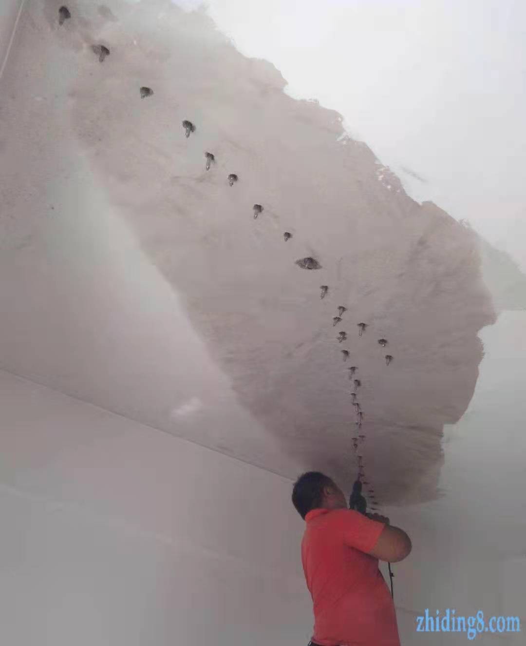 苏州市彩钢瓦防水补漏咨询电话：卫生间免砸砖(组图)(图1)