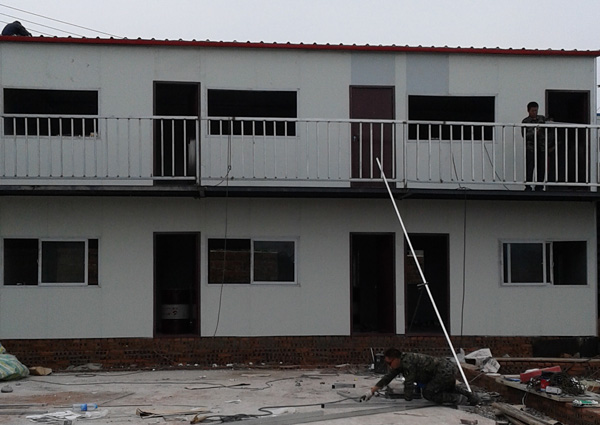 重庆活动板房如何定价?重庆活动房公司专业从事彩钢夹芯板活动房(图5)