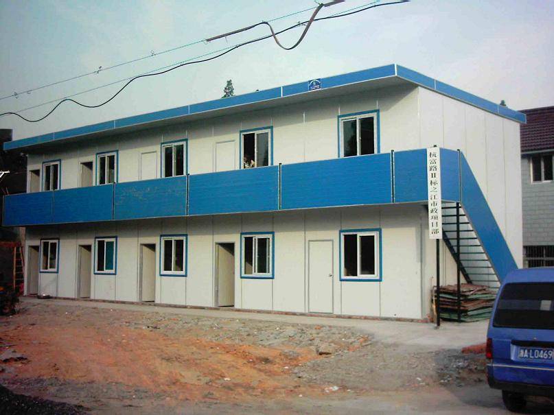 
长春理工大学30多平方米彩钢房住户两扇窗户被挡住“我有了一种”(图2)