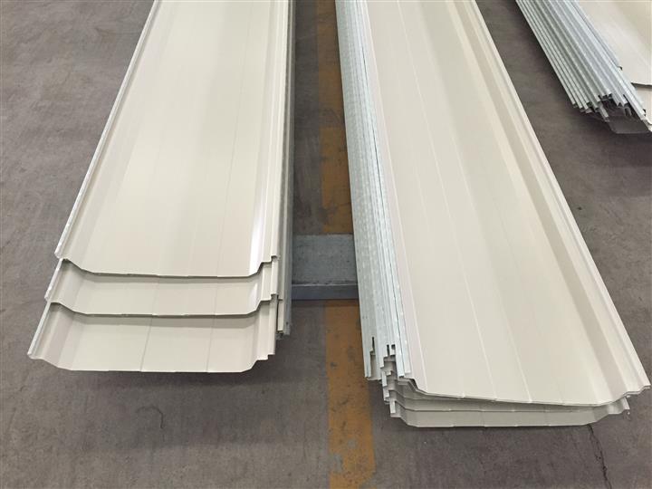 做个彩钢房盖需要什么条件？彩钢房安装钢板(图5)