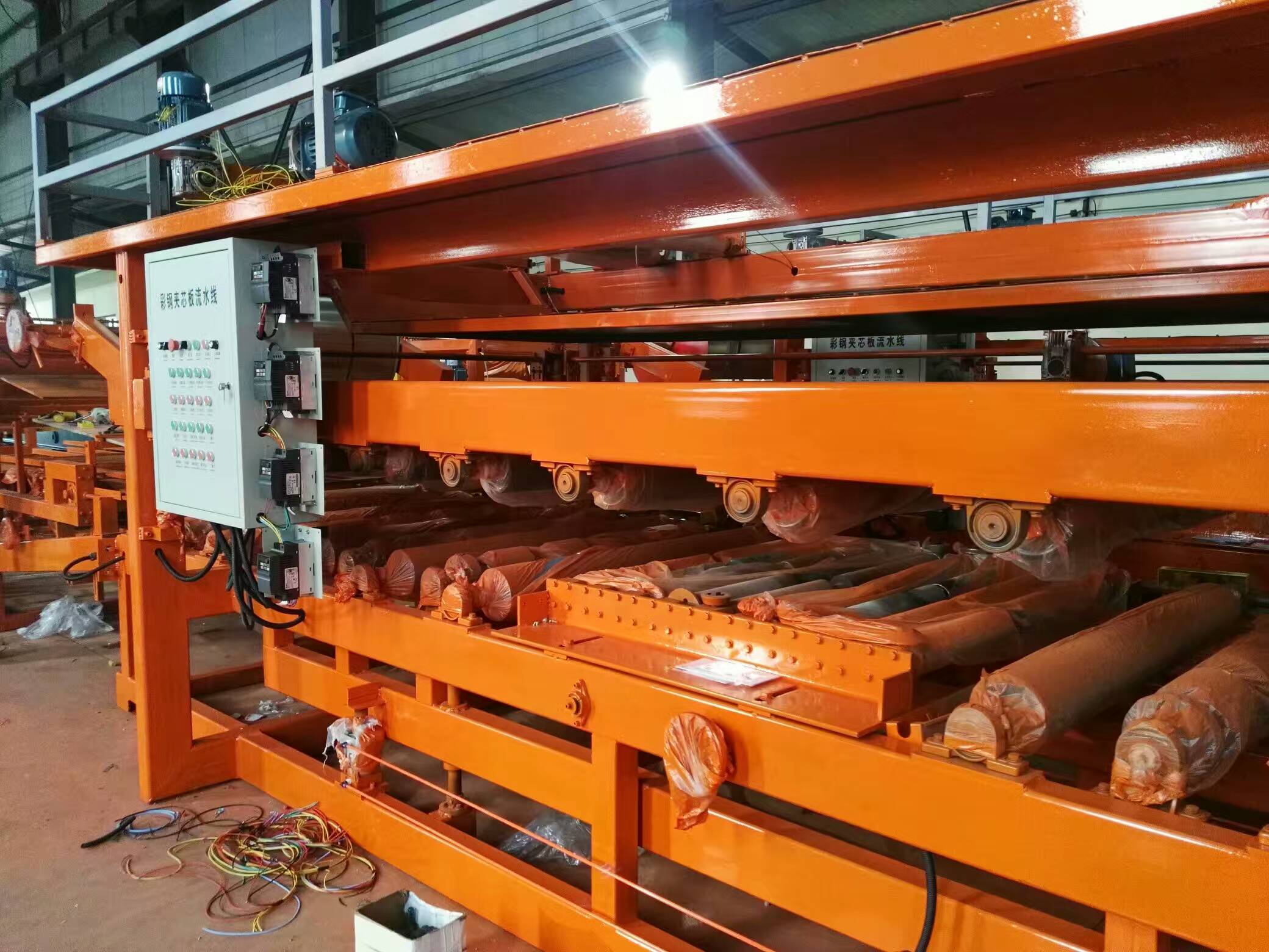 没有售后是肯定转让的，求够二手彩钢压瓦机设备价格(图2)