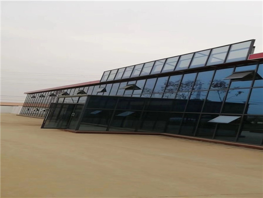 轻型钢结构的围护系统由单一化向多样化发展施工新方法(图5)