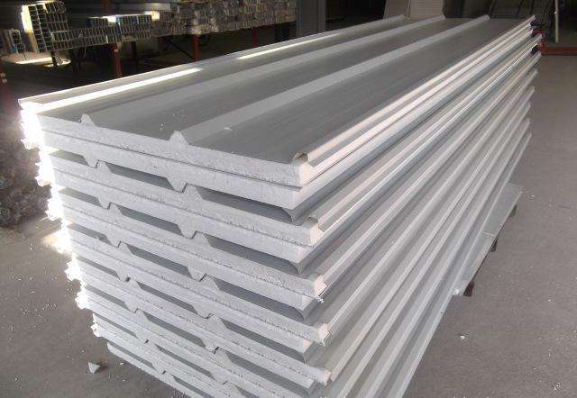 贵州皓正房地产开发有限公司使用易燃可燃装修材料搭建办公区域(图8)