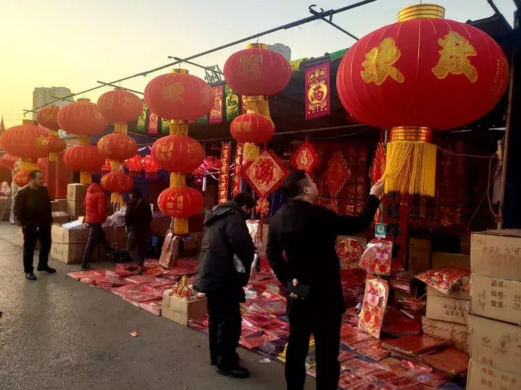 彩钢房架子图片大全 
吕梁市城市管理综合行政执法队莲花大队2019年1月7日牵头联合执法(图13)