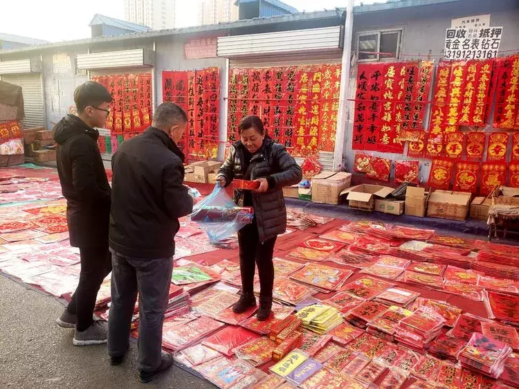 彩钢房架子图片大全 
吕梁市城市管理综合行政执法队莲花大队2019年1月7日牵头联合执法(图15)