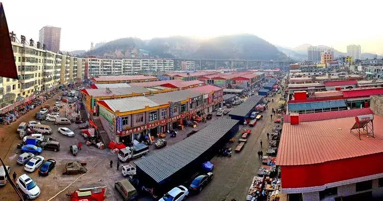 彩钢房架子图片大全 
吕梁市城市管理综合行政执法队莲花大队2019年1月7日牵头联合执法(图19)