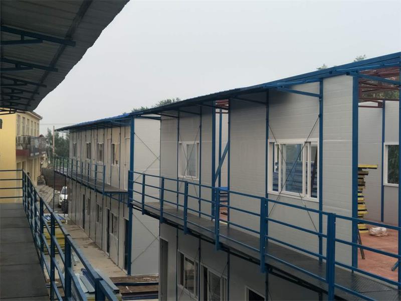 
张家口东经彩钢活动房板材彩钢夹心板板材板材


(图8)