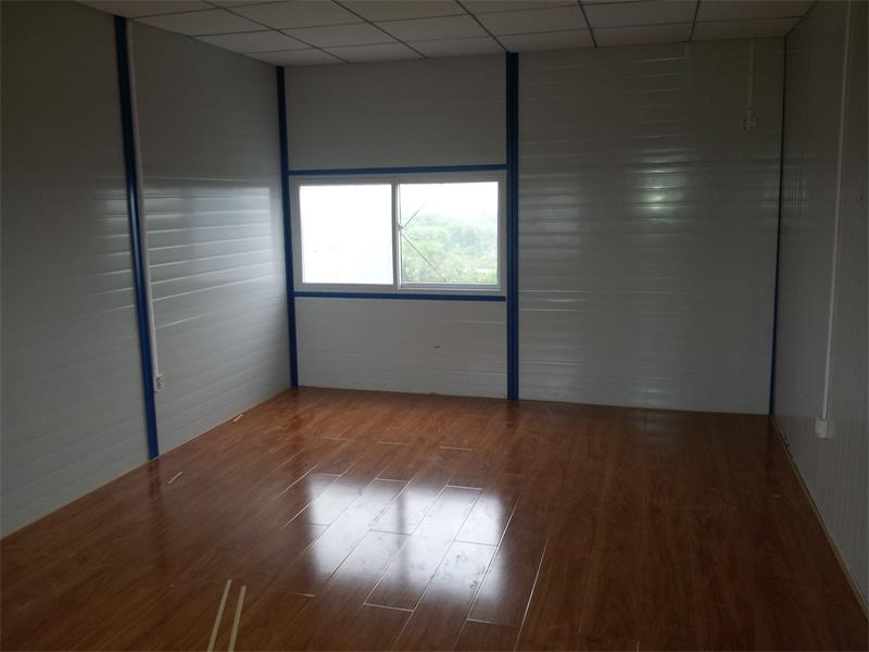 
活动板房包括彩钢板房、商品板房、磷镁板房等(图1)