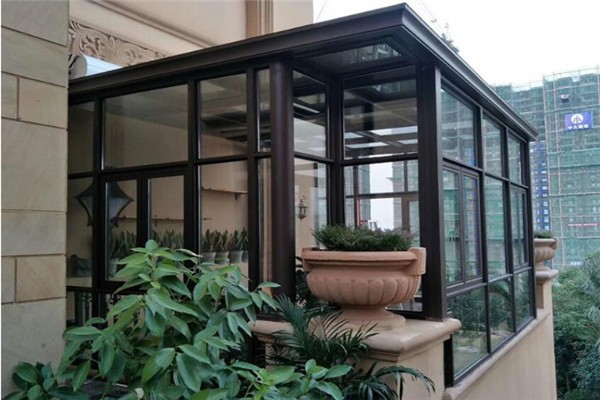 阳光建筑施工天幕遮阳系统的种类有哪些?怎么样?(图5)