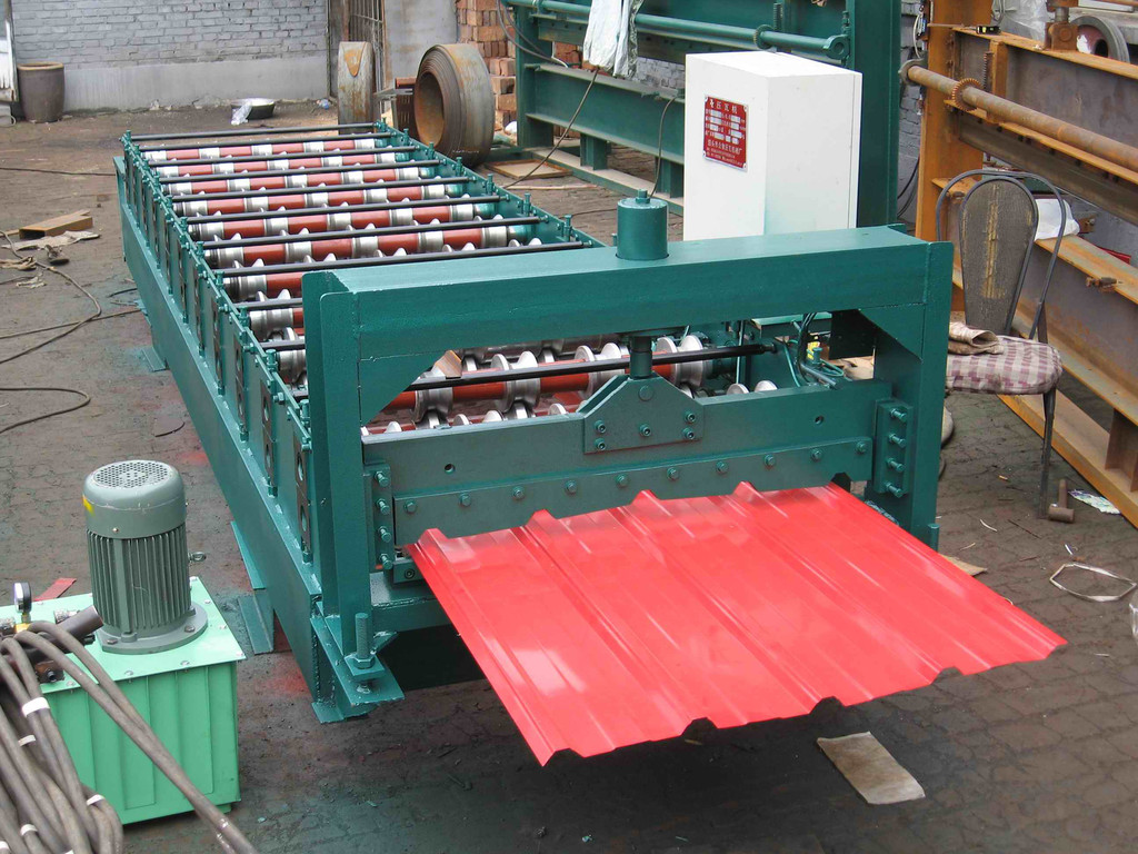 保亭县840型号高空压瓦机出租彩钢瓦现场压瓦全自动(组图)(图5)