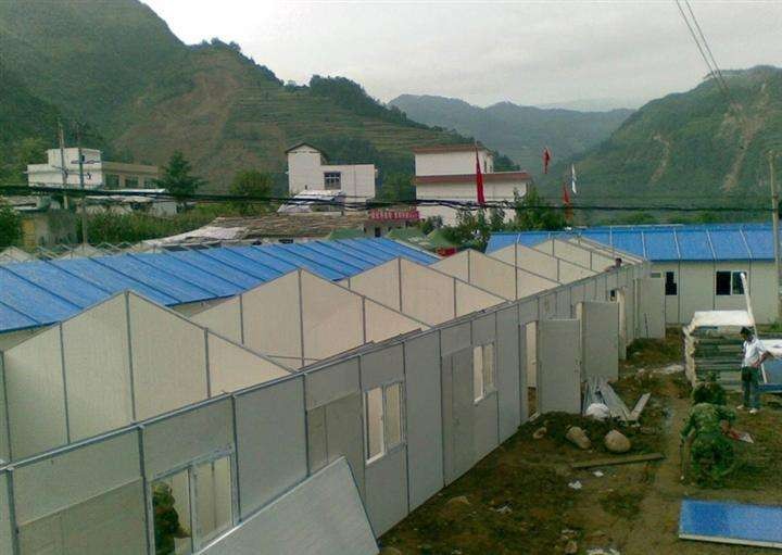 阳江二手泡沫彩钢板回收厂家,硅改性聚酯常年高价回收(图1)