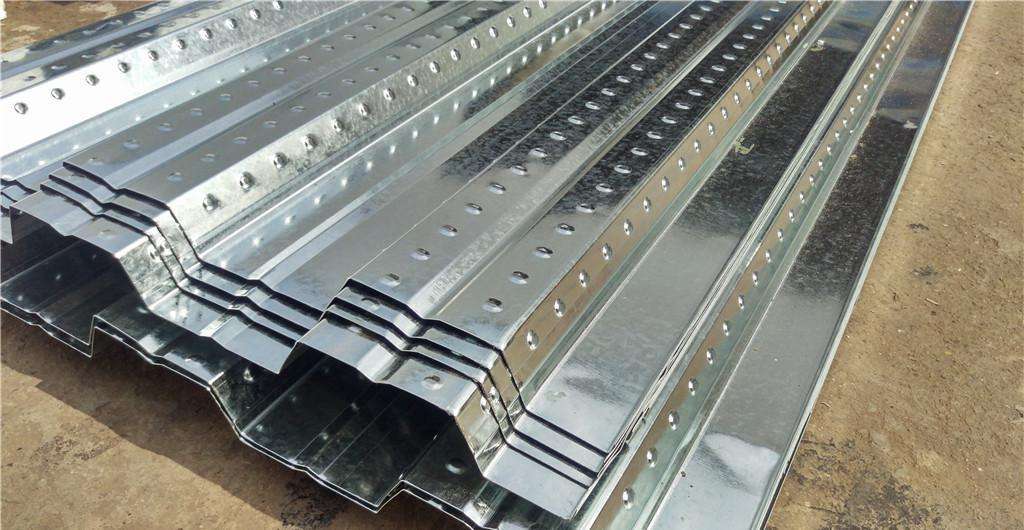 净化板又称洁净板和彩钢板有什么区别？机(图1)