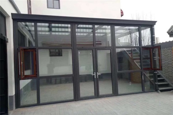 
阳光建筑施工部有先进的工程机械设备可设计及承建形态(图8)