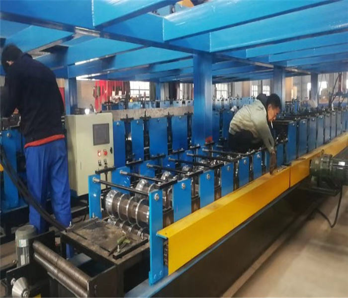 [无锡中博锐8ef0806]冷弯机械厂冷弯机构成的一部分(图4)