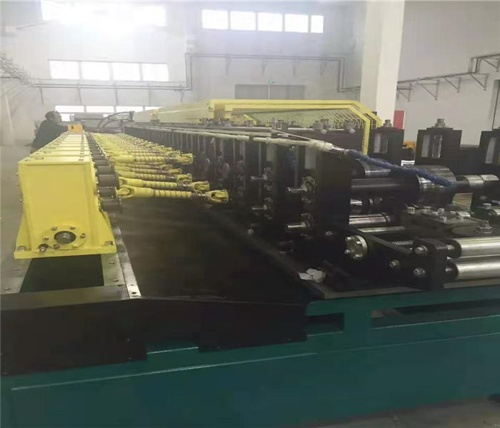 [无锡中博锐8ef0806]冷弯机械厂冷弯机构成的一部分(图7)