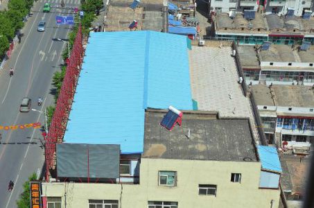 
违建不拆除感觉头上顶了个“定时炸弹”(组图)
(图1)