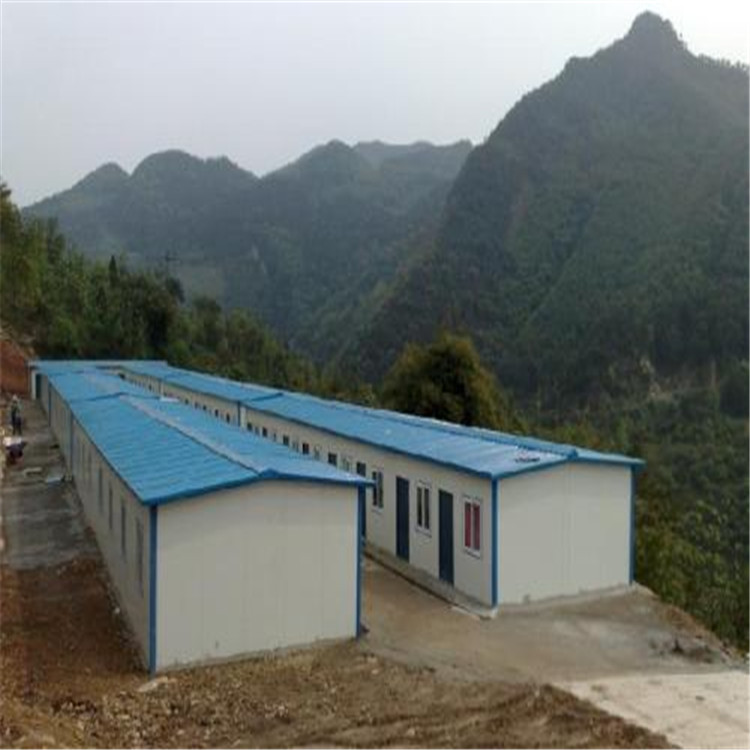 
违建不拆除感觉头上顶了个“定时炸弹”(组图)
(图5)