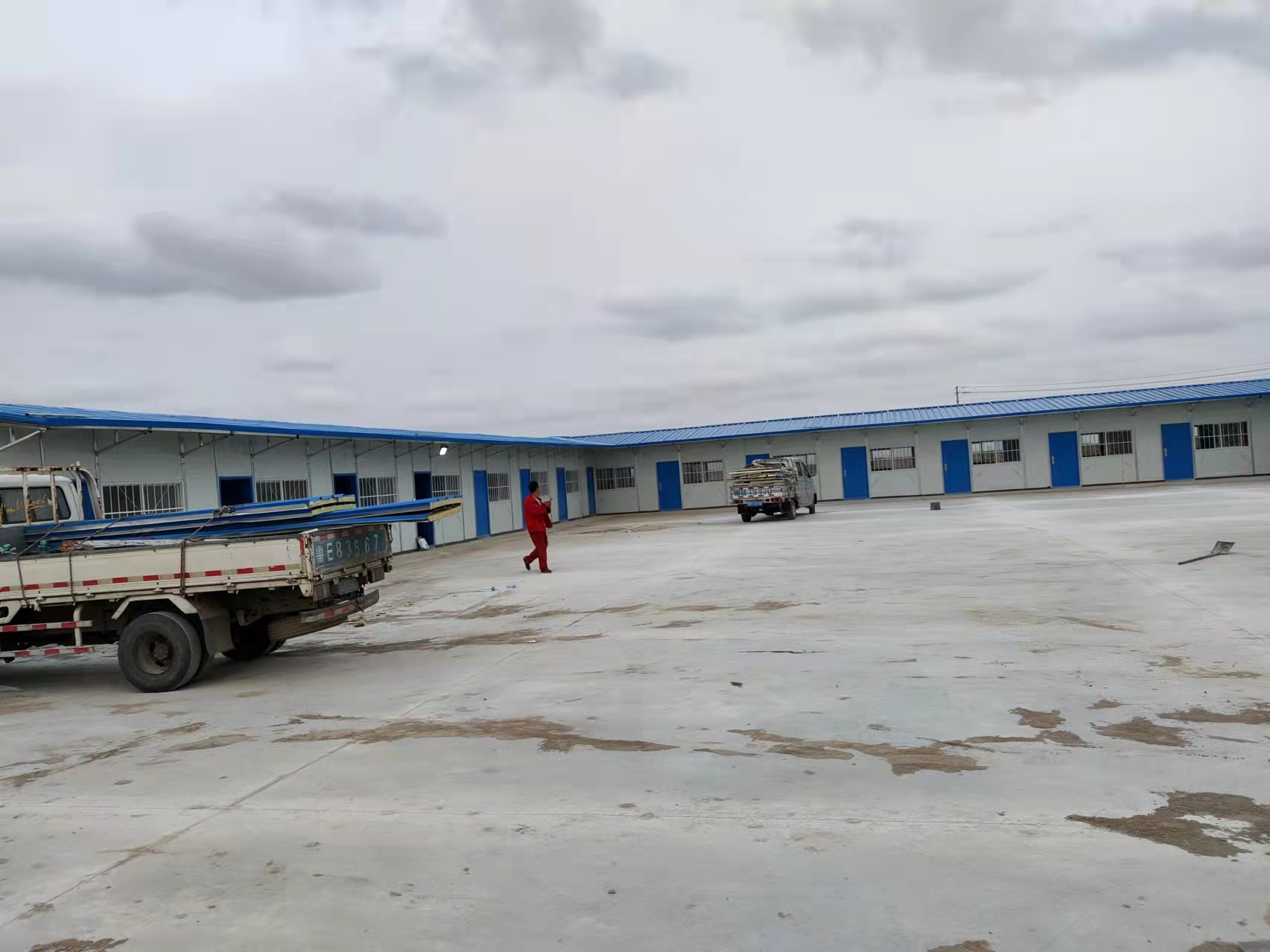 彩钢房厂 山东滨州科宇钢构工程有限公司用途范围及施工流程通知!(图3)