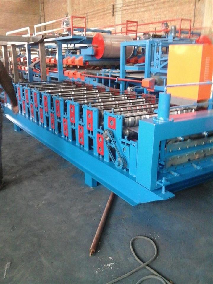 河南千峰双层压瓦机之进出料的注意规则及注意事项
(图4)