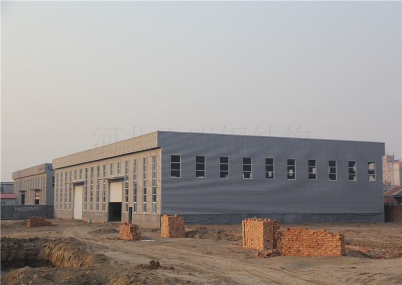 我想建一个100平米的彩钢活动房做厂房要求,钢架(图2)