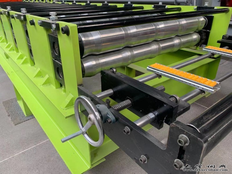 二手彩钢瓦机 台子区质量靠大家，情系你我他--☎13833790372(图2)