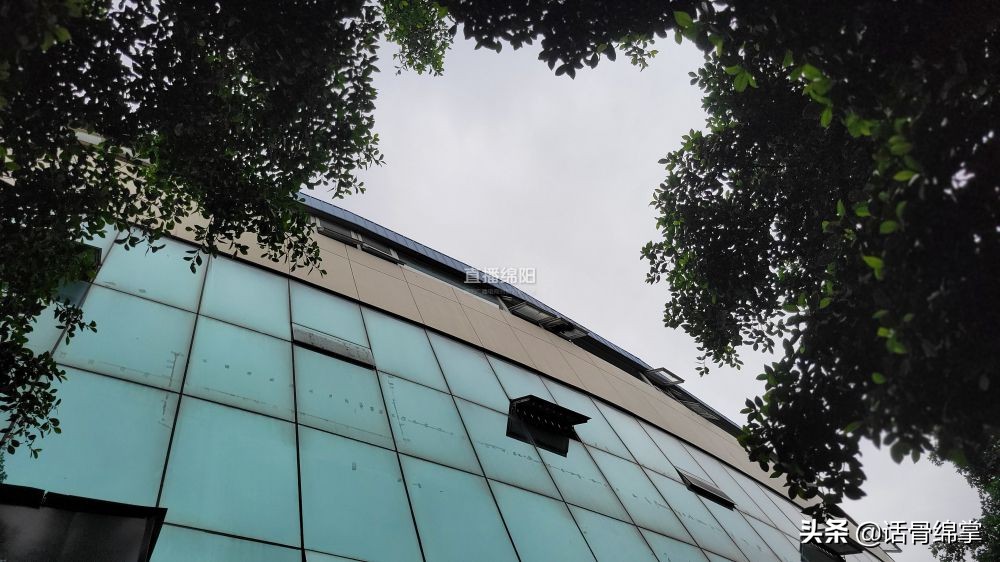 今天,绵阳城区最大的违建在哪儿,你知道吗?(图1)