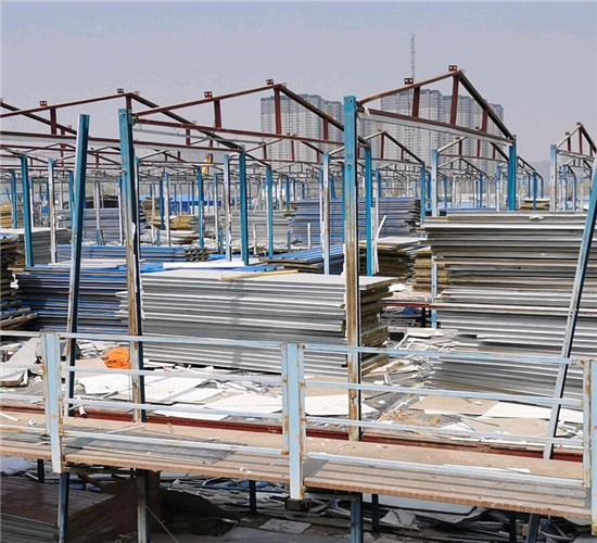 彩钢房-回收 活动板房解震区燃眉之急(图3)