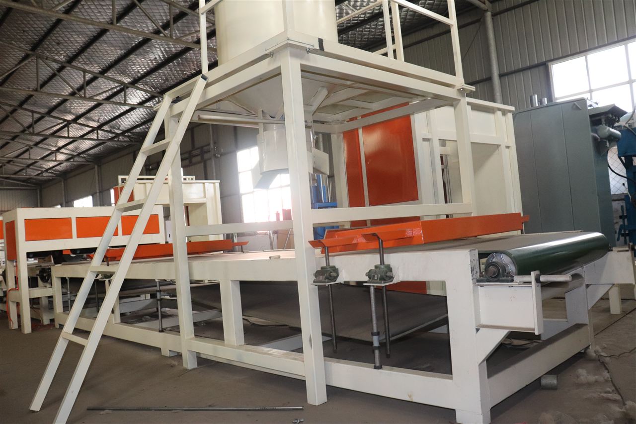 岩棉岩棉设备其板长不受限制，可达12米以上，外墙岩棉砂浆复合保温板




(图3)