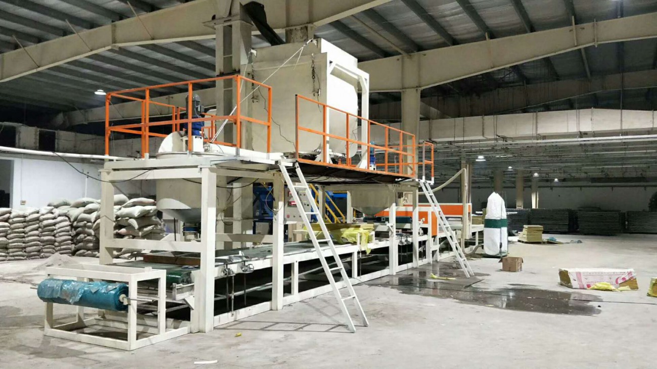 岩棉岩棉设备其板长不受限制，可达12米以上，外墙岩棉砂浆复合保温板




(图4)